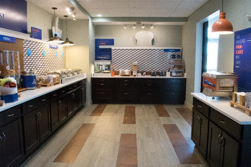 Holiday Inn Express & Suites West Memphis By Ihg Экстерьер фото